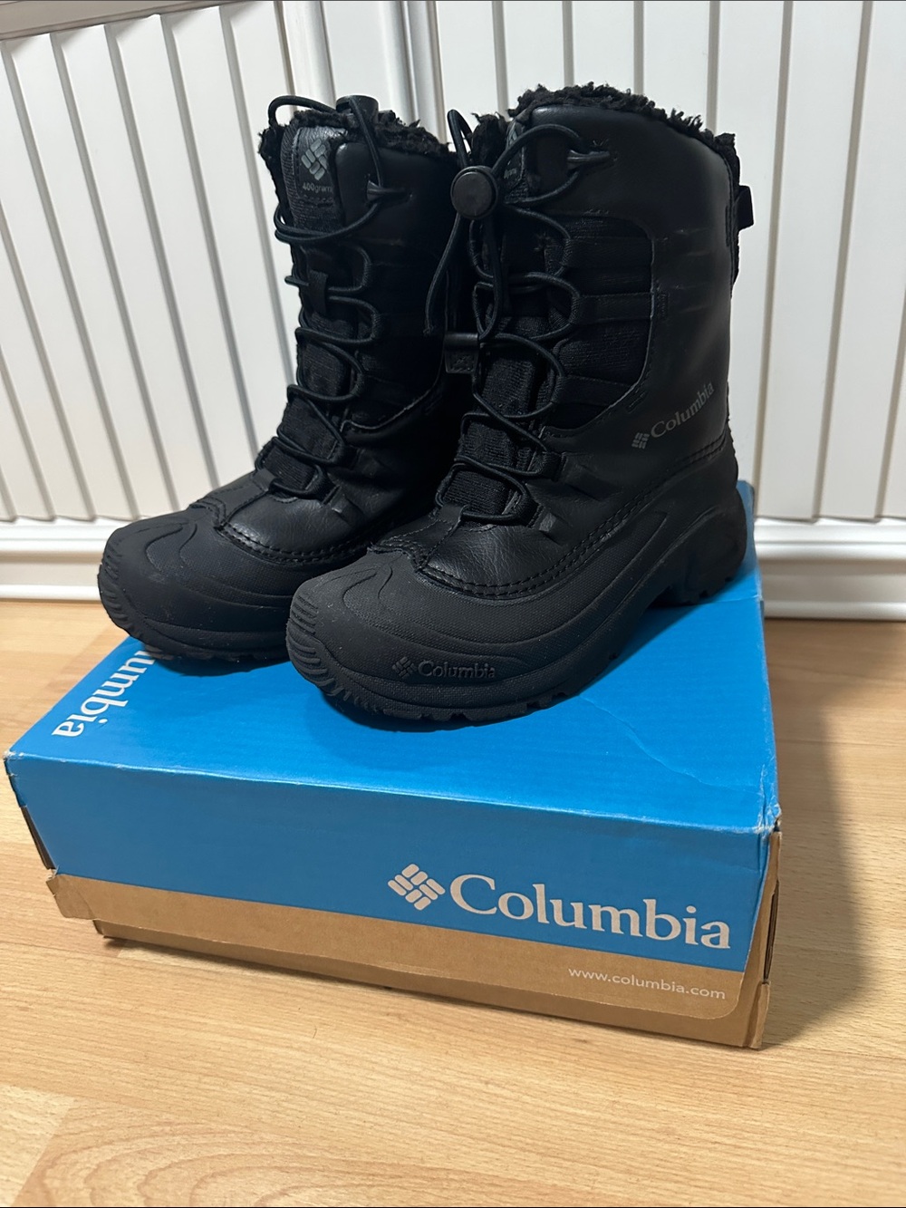 Columbia Black Insulated Snow Boots with Fleece Collar